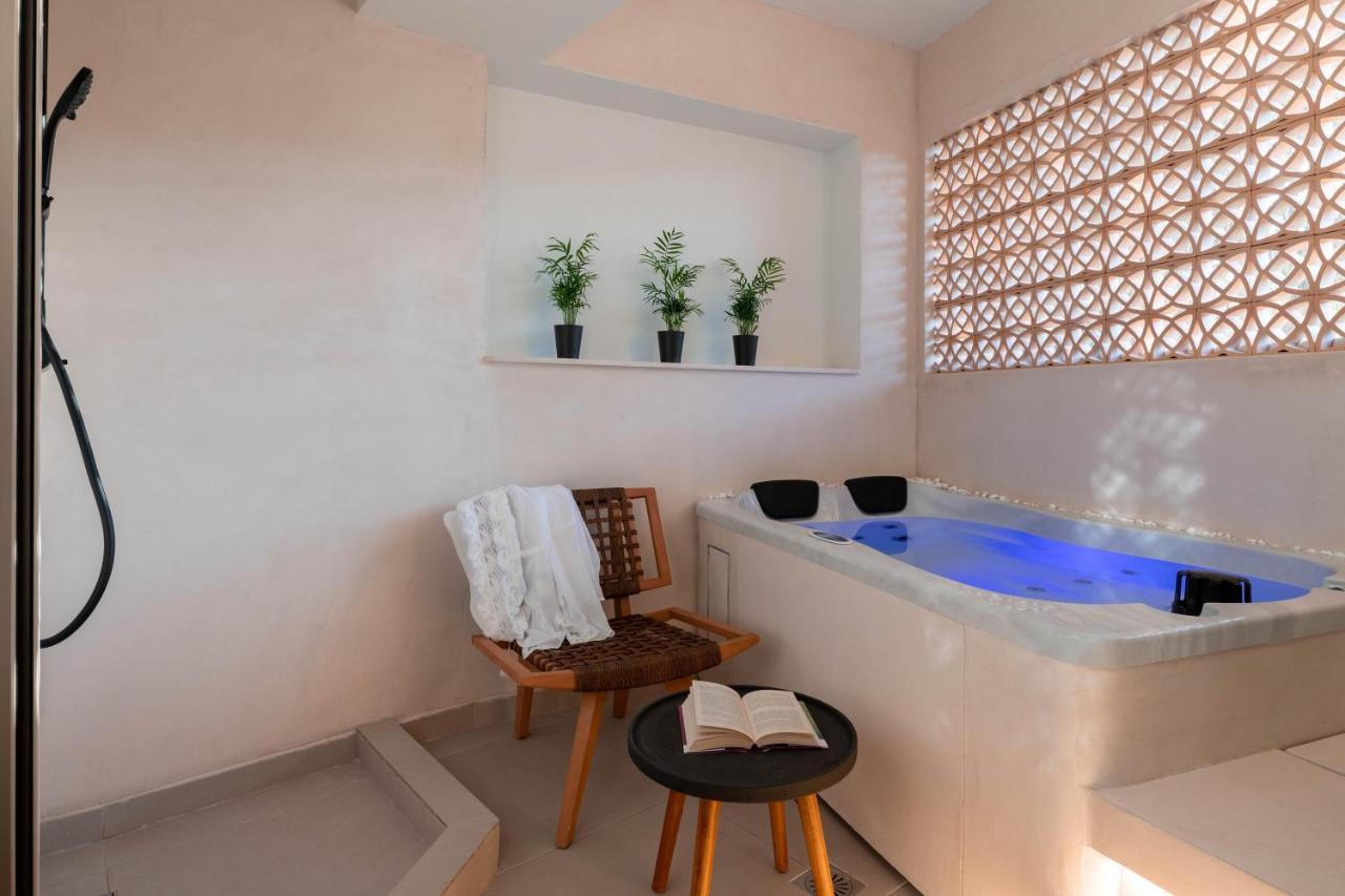 Mariann Premium Suites Lardos Exterior photo